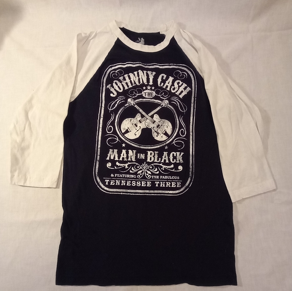 Johnny Cash Man in Black Long Sleeve T-shirt - Picture 1 of 3